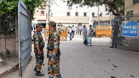 Delhi court grants bail to students, freelance journalists arrested during CEC protest