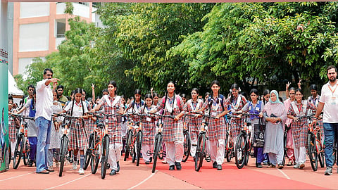 Delhi CM distributes bicycles to 1,400 girl students under Vidya Vahini scheme