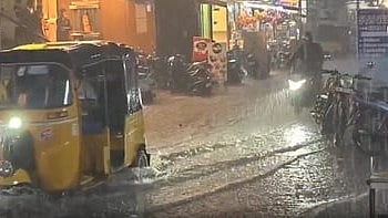 TN: Schools shut today in Chennai, neighbouring districts amid heavy rain