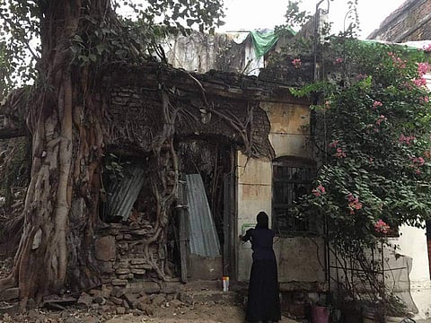 Farheen has taken it upon herself to paint the dry, crumbling system an array of pastel starting in Nagpur and social media | Farheen Khan/Facebook