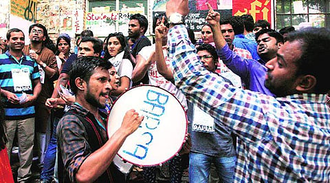 Besides routine campaigning, candidates in the JNUSU polls are supposed to give speeches about their agenda at the presidential debate, which is followed by a round of questions
