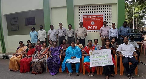 More than 4,000 teachers are protesting (pic: Facebook/ Gandhi Pragash)