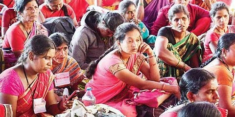 Mid-day meal workers at protest (Pic: Sriram B N)