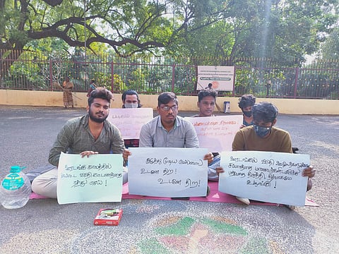 Students of UoM protesting