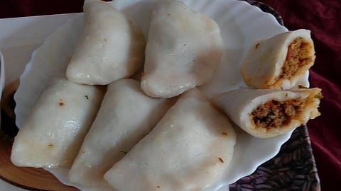 मटन खाणाऱ्यांसाठी युनिक खिमा गुजिया रेसिपी
