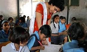 शाळेत कर्मचाऱ्यांची ५० टक्केच असावी उपस्थिती