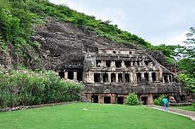Undavalli cave