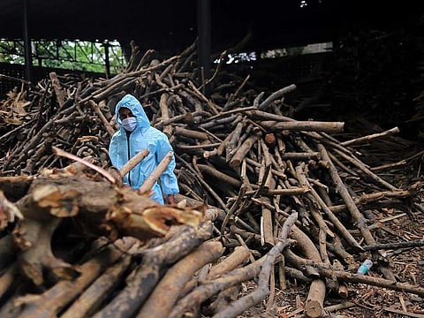 अंत्यसंस्कारासाठी महापालिका देणार मोफत लाकडे; फक्त कोरोनाने मृतपावलेल्यांसाठी सुविधा