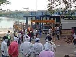गोवर्धन घाट