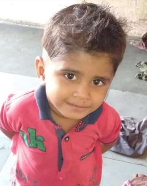 चिमुकल्याचा जीव वाचविण्यासाठी आईने पाण्यात मारली उडी, दोघांचाही बुडून मृत्यू