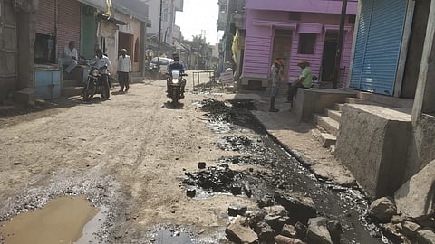 ‘अ’ दर्जाची पात्रता, ‘ब’ दर्जाची मान्यता, निधी मात्र ‘क’ दर्जाचा