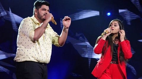 Indian Idol 12 पुन्हा वादात; 'या' स्पर्धकाला काढून टाकण्याची होतेय मागणी