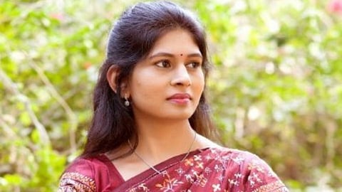 Raksha khadse