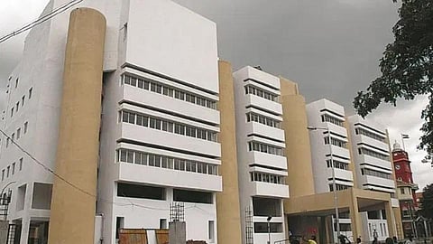 जिल्हा परिषदेतील गर्दीला लागणार लगाम