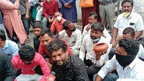 आमदार संजय शिंदेंविरुध्द आक्रमक शेतकऱ्यांचे आंदोलन