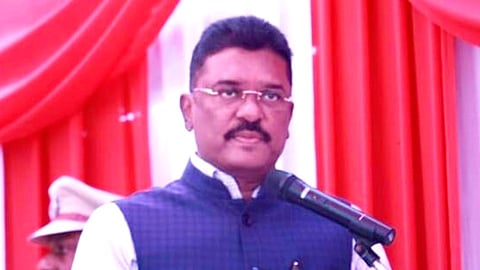 "भाजपशी जुळवून घ्या? का? म्हणजे आम्ही पैसे खायला मोकळे होऊ?"