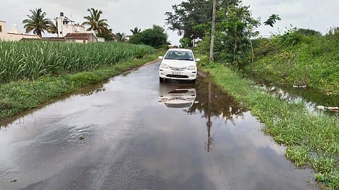 डिंभे धरणाच्या डाव्या कालव्याला गळती