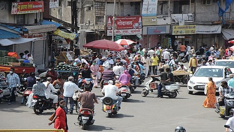 nashik crowd