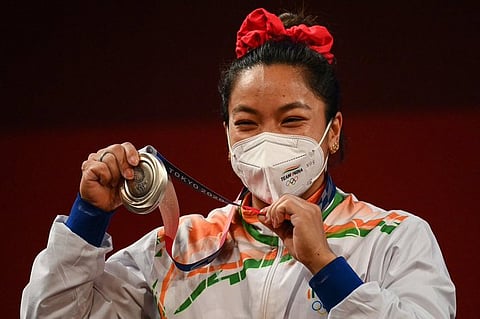 mirabai chanu medal tokyo