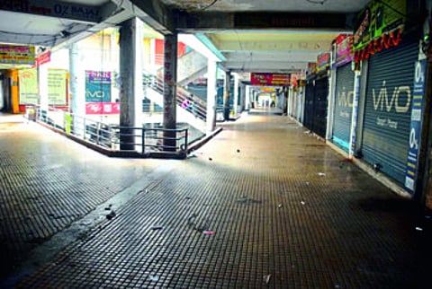 Close Market