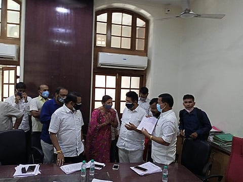 mla dr sudhir tamb