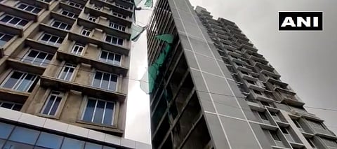 वरळीत लिफ्ट कोसळून ५ जणांचा मृत्यू; आदित्य ठाकरे घटनास्थळी