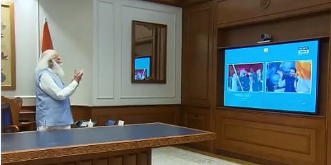 PM Modi Cheer Athletes