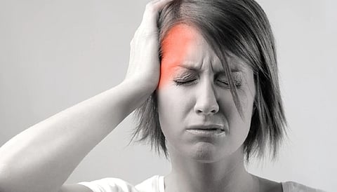 अर्धे डोके का दुखते? कारण जाणून घेतल्यावर होईल तुमचा गोंधळ दूर