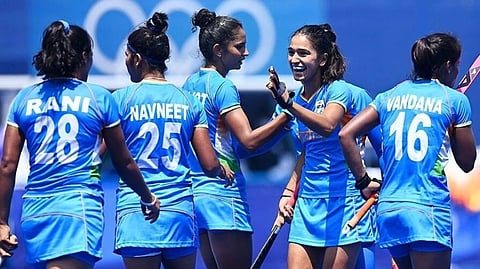 चक दे इंडिया! महिला हॉकी संघाची उपांत्य फेरीत धडक