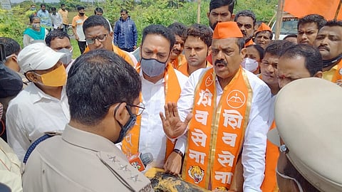 कर्नाटकातल्या गाड्या महाराष्ट्रात येऊ देणार नाही