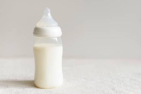 भेदरलेल्या हरिणींसारखी वारांगनांची गत; चिमुकले दुधापासून वंचित