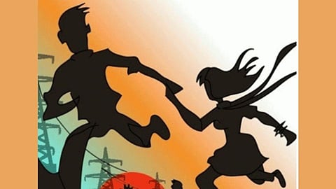 एकीशी साखरपुडा करून ठेवला शरीरसंबंध अन् पळून गेला दुसरीसोबत!
