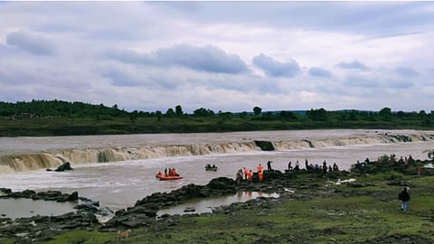 Wardha River