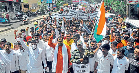 सैन्य भरतीसाठी मंत्रालयाला घेराओ घालू