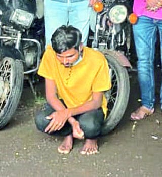 कोल्हापूर: मोटारसायकल चोरटा जेरबंद; पाच दुचाकी जप्त