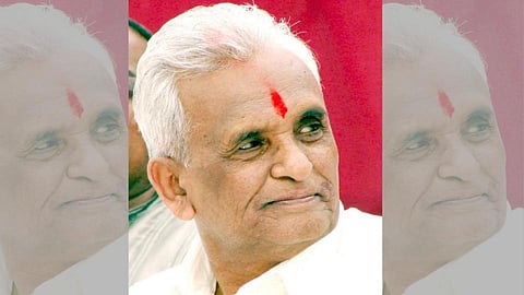 आबासाहेबांना मरणोत्तर पद्मभूषण कर्मवीर डॉ. भाऊराव पाटील राष्ट्रीय पुरस्कार जाहीर