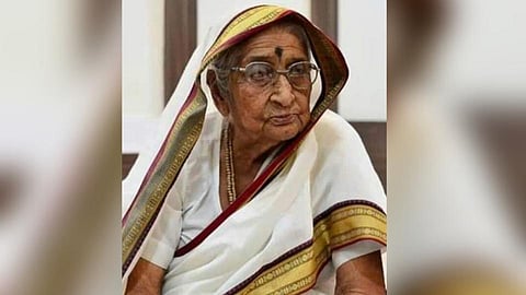 क्रांतिसिंह नाना पाटील यांच्या कन्या हौसाक्का यांचे निधन