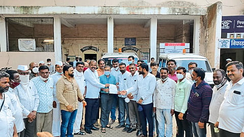 Action Against arrogant officer in niphad