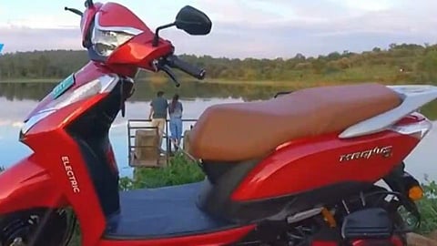 मॅग्नस एक्स ई-स्कूटर