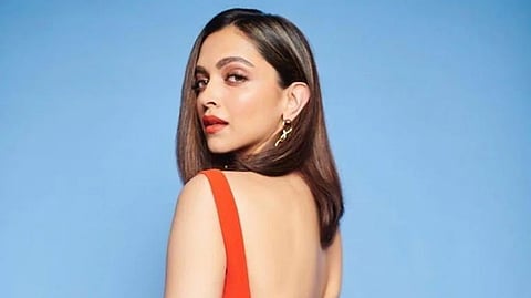 बॉलीवूडमधील 'नशेबाज' सेलिब्रेटी माहितीये? ज्यांची झाली चौकशी