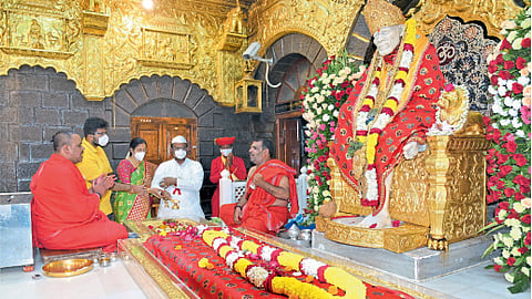 controversy over Sai Baba but Sai devotees faith in Saburi ahmednagar