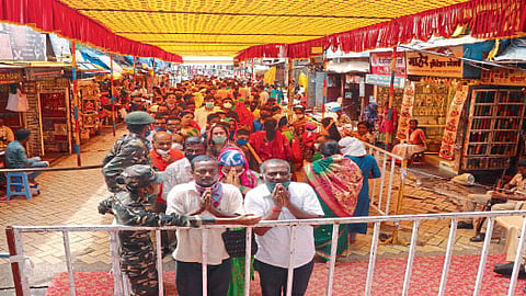 १८०० व्यापारी हतबल