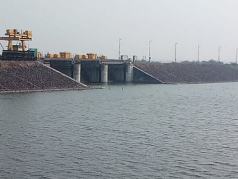 जळगावः परतीच्या पावसाने पाणीपातळीत वाढ..!