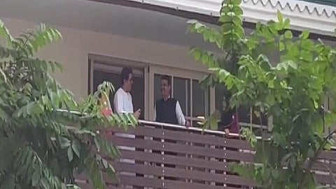 devendra fadnavis and raj thackeray