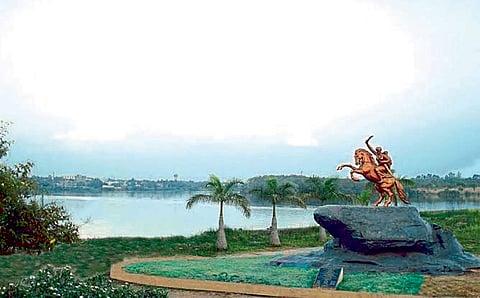 सोलापूर : संभाजी तलावावर पुन्हा होणार बोटिंगची धमाल