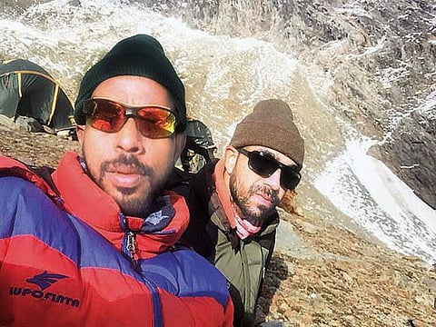 संजीव गोहील-पुष्पक कोटिया