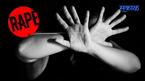 Abuse of a minor girl