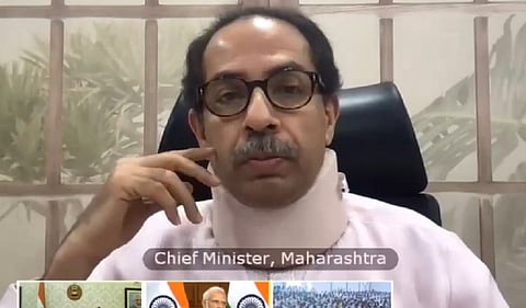 मान मोडून काम केल्याने मानेचे दुखणे - मुख्यमंत्री उद्धव ठाकरे