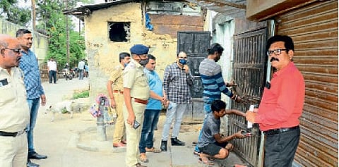 Nashik : भद्रकाली परिसरातील दीडशे वर्षांपूर्वीचा कुंटणखाना सील