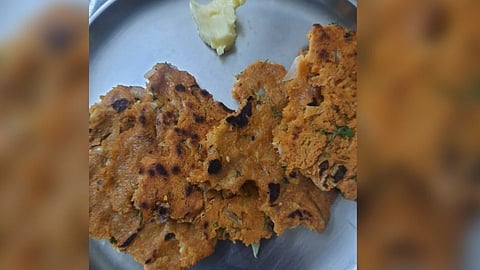 Pitla Thalipeeth